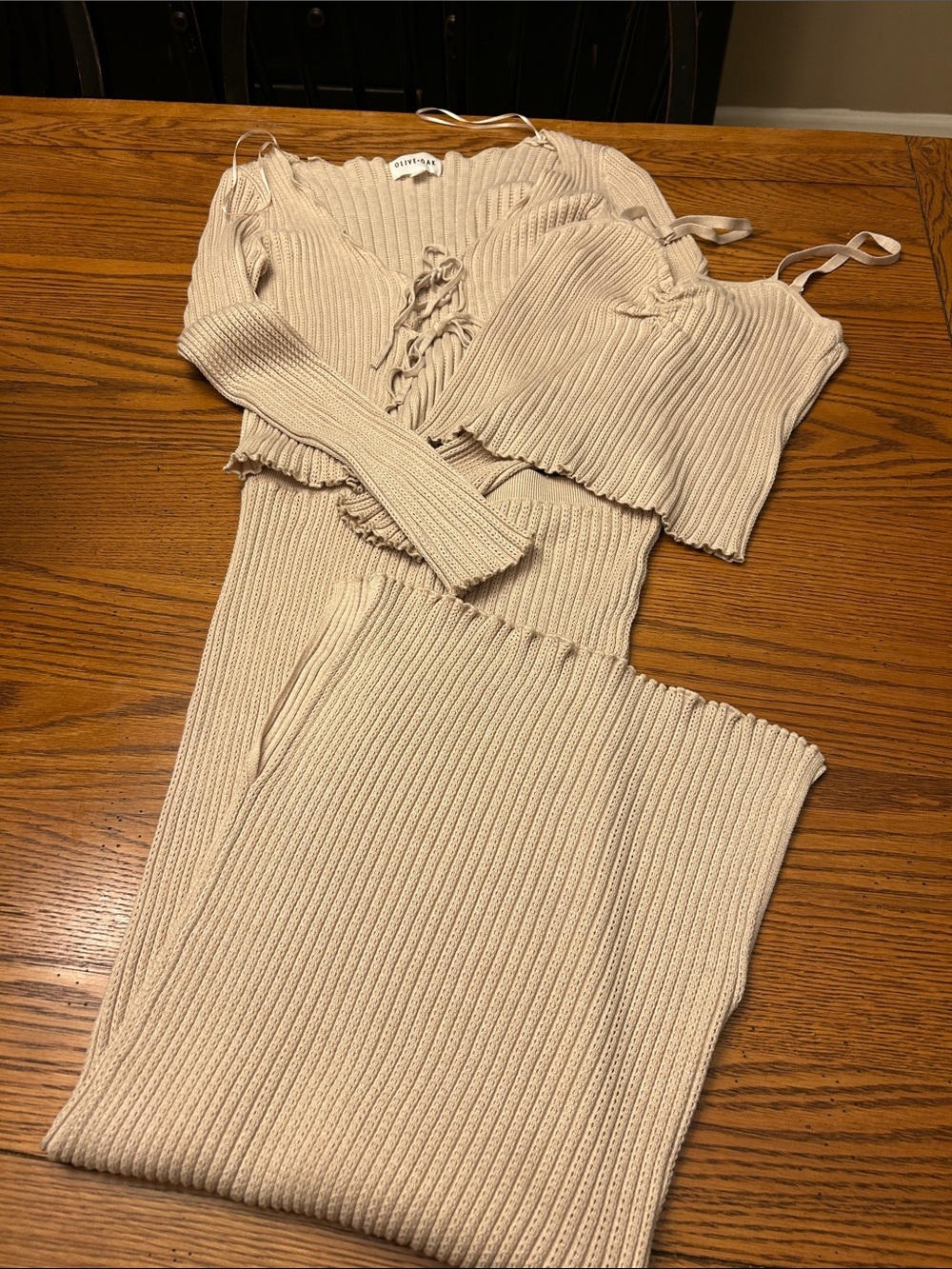 Olive and Oak Beige Ribbed Knit Three-Piece Set/5